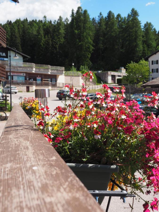 Hotel B&B Francolini Folgaria Exterior photo